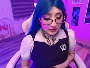 miwaviolet from chaturbate