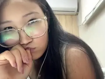 Chaturbate Adult Webcams of karrenmelbye