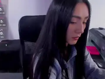 Chaturbate Live Sex Cam of amy_kiitty