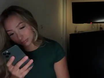Chaturbate Watch Live Sex Cams of nicolelovesyou444