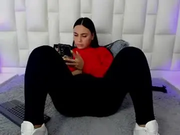 Chaturbate Free Porn Cam of ariana_rouse_