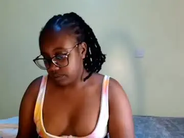 Chaturbate Live Porn of elowen655796
