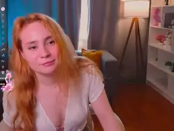 fish_in_tapki from chaturbate
