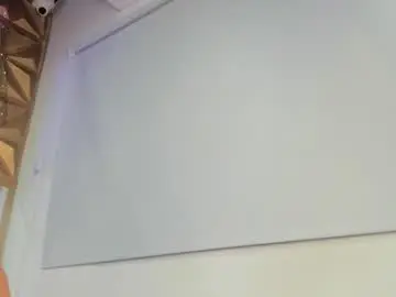 Chaturbate Sex Cam of holly_nicole18