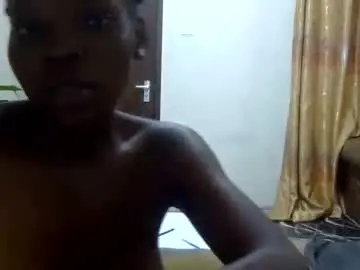 Chaturbate Free Porn Cam of bubblyebony_01