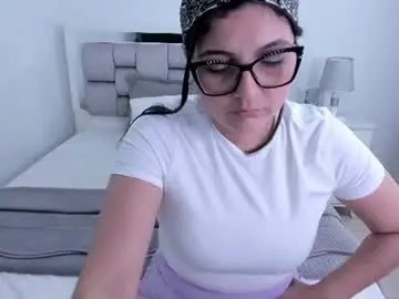 Chaturbate Watch Live Sex Cams of camila_buitrago