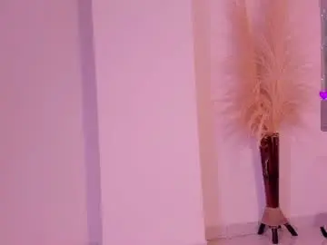 Chaturbate Live Sex Cam of nina_sweetz