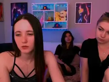 Chaturbate Watch Live Sex Cams of kiara_belle