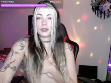 Chaturbate Adult Video Chat of aerebellamagick333