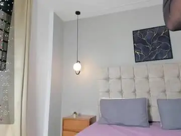 Chaturbate Free Live Porn of mia_dolls18