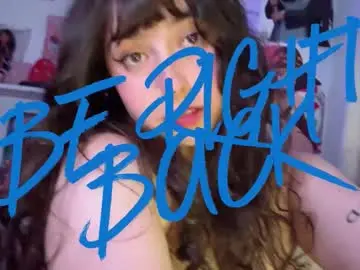 luhannaeverdeen from chaturbate