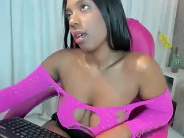 Chaturbate Live Sex Cam of natali___