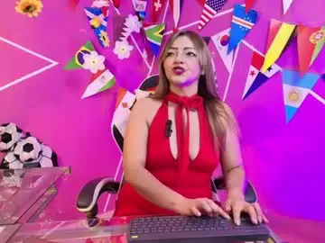 Chaturbate Watch Live Sex Cams of carolmiss_79