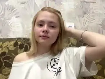 Chaturbate Adult Video Chat of richellearmentrout