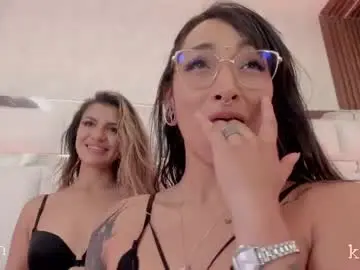 megan_glow_ from chaturbate