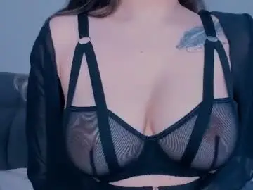 Chaturbate Live Sex Cam of meow_rinnie