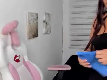 Chaturbate Free Porn Cam of caroline_rodriguez_9