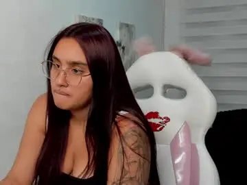 Chaturbate Adult Webcam of caroline_rodriguez_9
