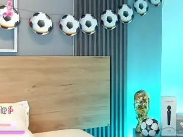 Chaturbate Nude Webcam of eliseplayboobs