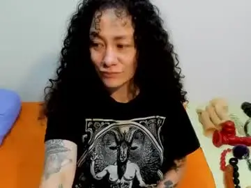 Chaturbate Live Sex Cam of laura_anal_