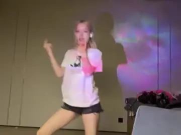 hyunwilhelmi from chaturbate