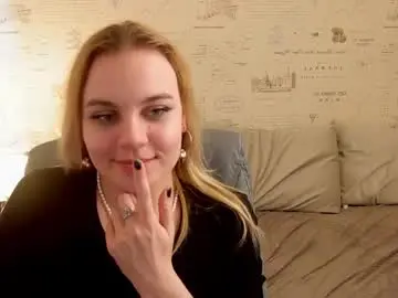 glow_margo from chaturbate