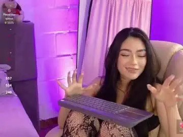 Chaturbate Live Sex Cam of hazel_lynn_ross_