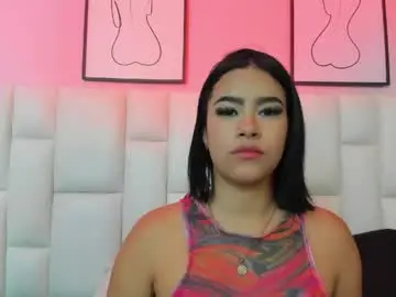 Chaturbate Live Sex Cam of kessie_moon