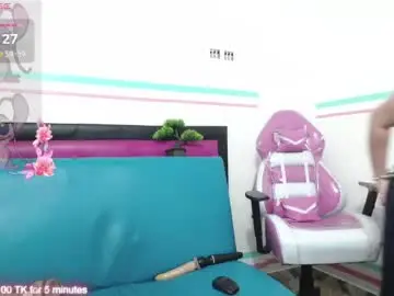 Chaturbate Live Sex Cam of mya_rouse