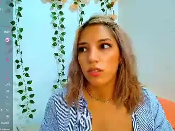 Chaturbate Live Sex Cam of petite_blossom4
