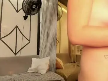 Chaturbate Sex Cam of kitanna_1