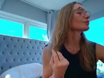 Chaturbate Live Porn of milf_tea