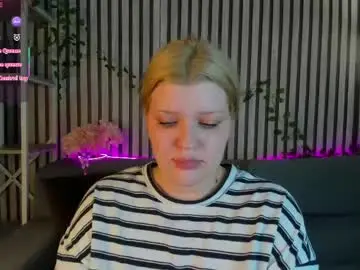 Chaturbate Nude Webcam of polly__mayer