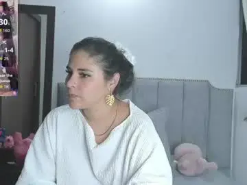 Chaturbate Free Porn Cam of rose_towers4