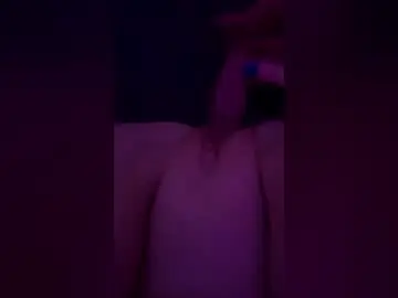 sweetiefae from chaturbate