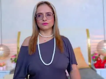 Chaturbate Adult Video Chat of marilynvega77