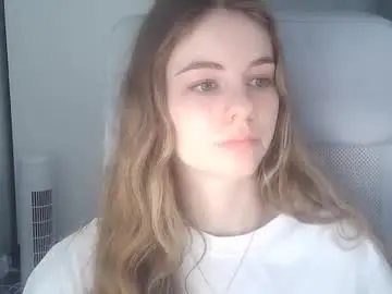 ariacreazy from chaturbate