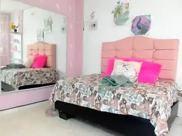 Chaturbate Live Sex of ivyyemerald_