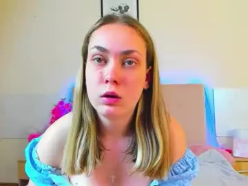 Chaturbate Live Sex Cam of melaniecutys