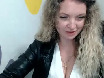 Chaturbate Free Porn Cam of luxdonna
