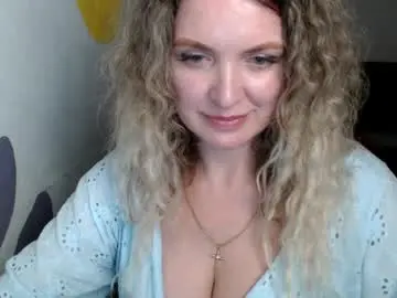 Chaturbate Free Live Porn of luxdonna