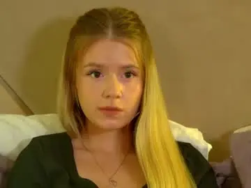 Chaturbate Live Sex Cam of milanabalmain