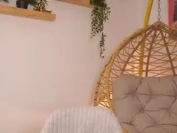 Chaturbate Watch Live Sex Cams of artemia_