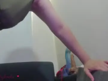 Chaturbate Nude Webcam of juliana_bigboobs