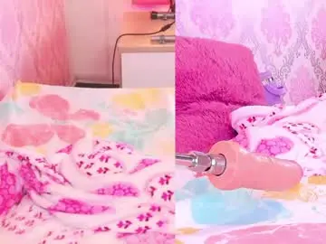 Chaturbate Live Sex Cam of molly_cm