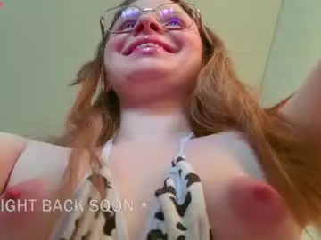 Chaturbate Free Porn Cam of soft_toffee