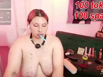 Chaturbate Live Sex Cam of raven_velmont