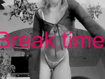 sasha_moormeoow from chaturbate