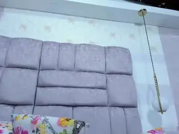 Chaturbate Nude Webcam of susann_crow