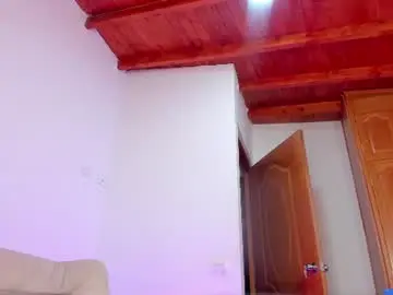 sharlot_harrys from chaturbate